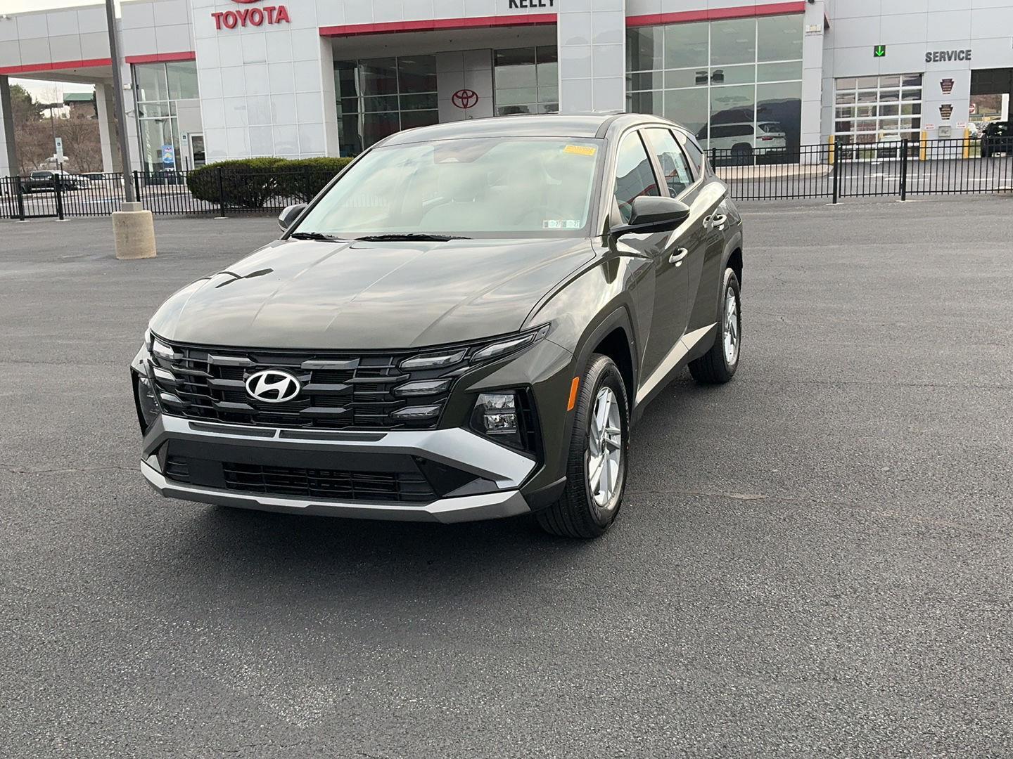 2025 Hyundai Tucson SE