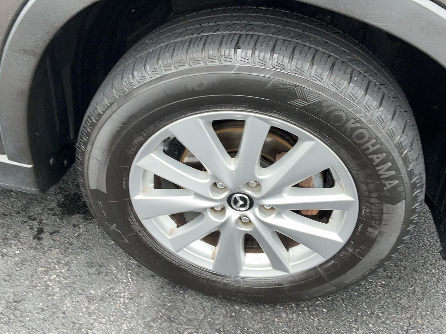 View vehicle photo 6