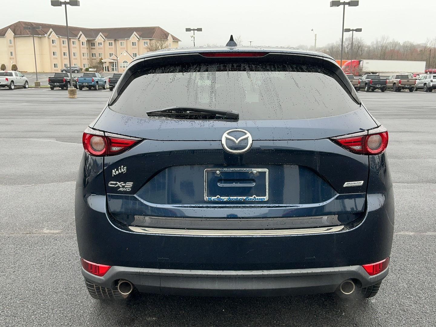 View vehicle photo 5