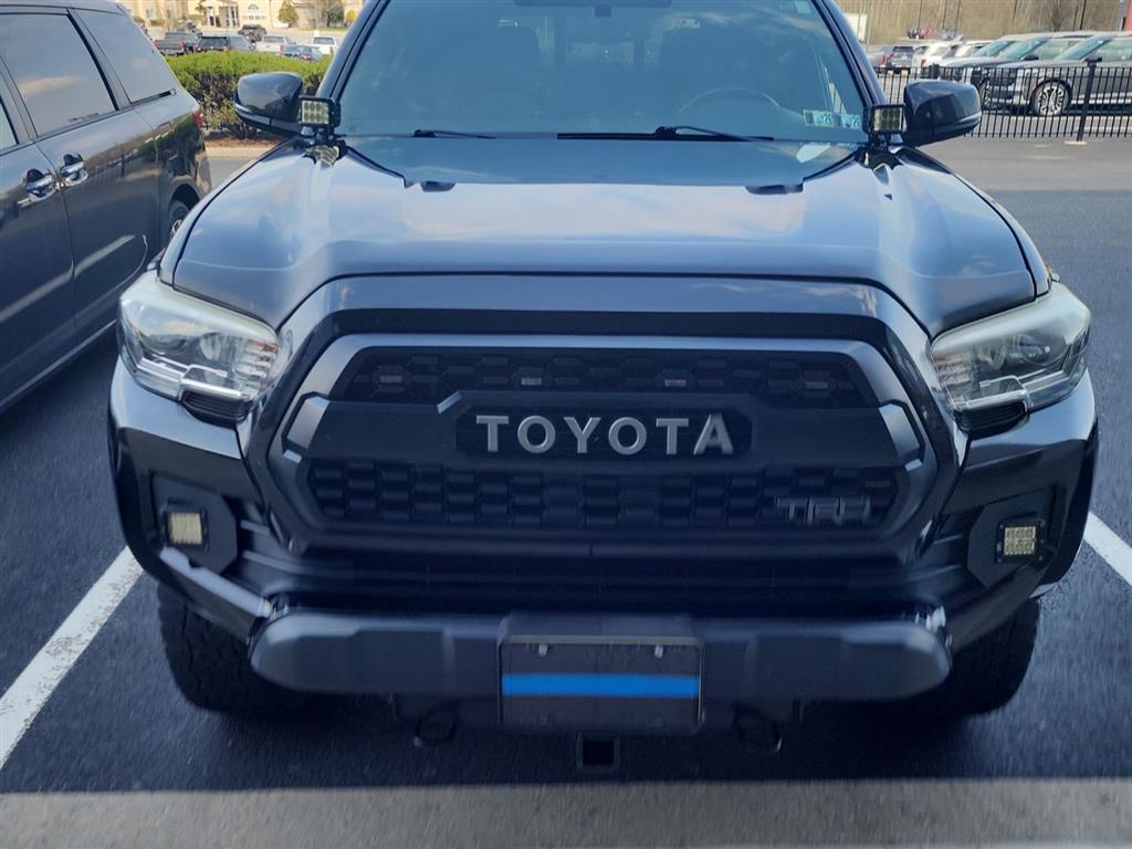 Black 2017 Toyota Tacoma TRD Off Road V6 Double Cab 4WD Pickup Truck Four-Wheel Drive Manual