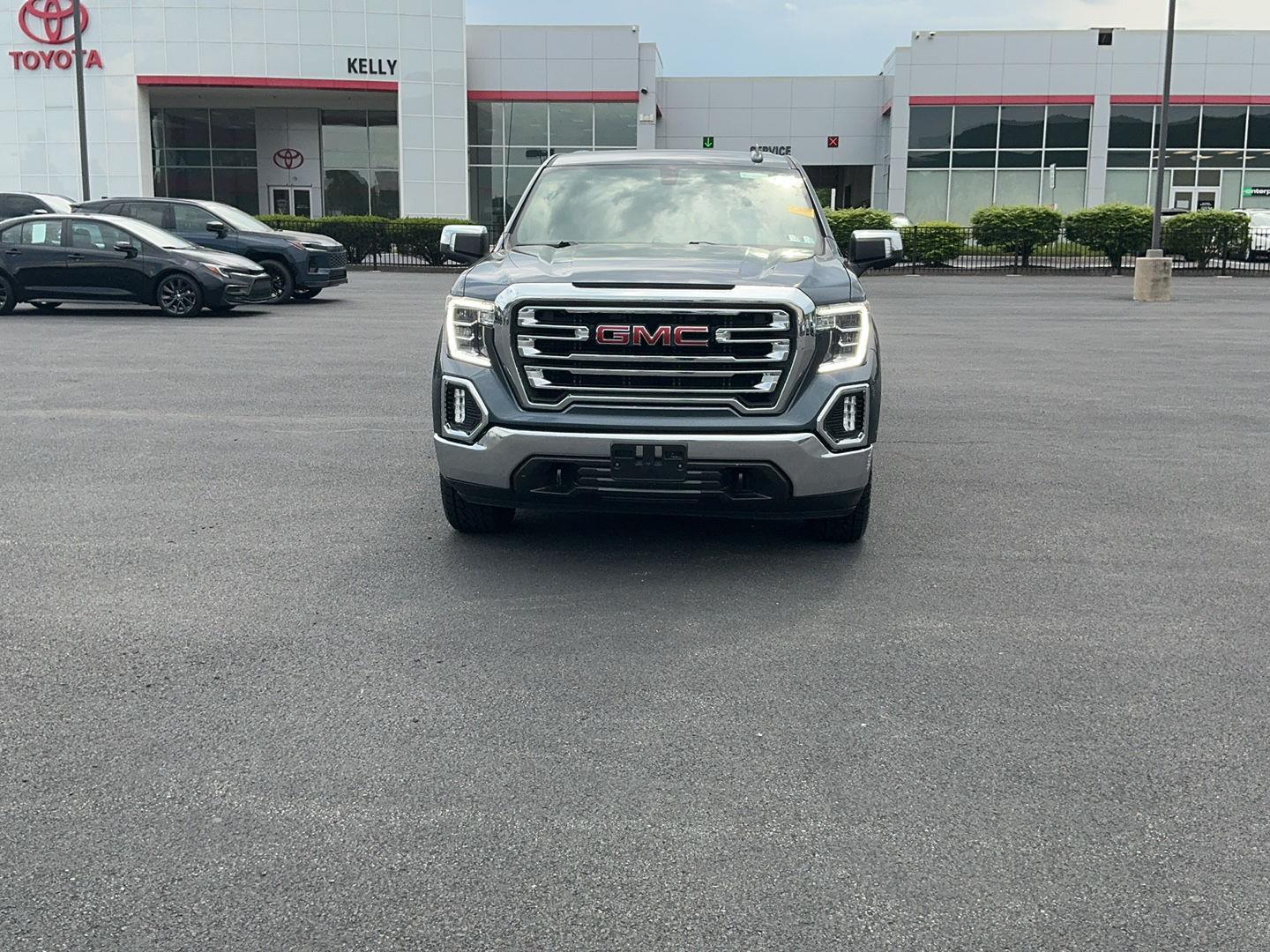 2021 GMC Sierra 4WD Crew Cab Short Box SLT's photo