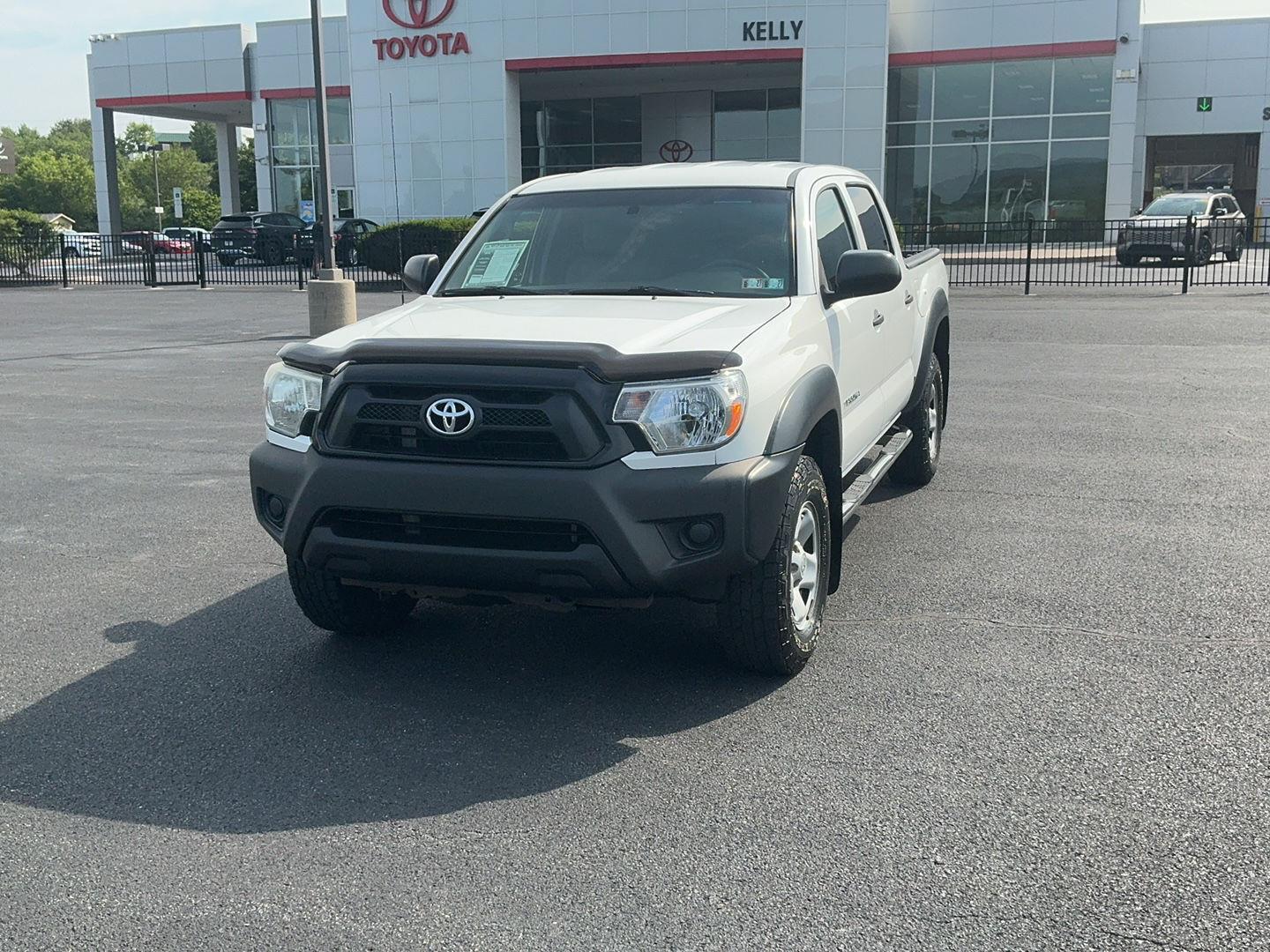 Super White 2014 Toyota Tacoma Pickup Truck Four-Wheel Drive 5-Speed Automatic