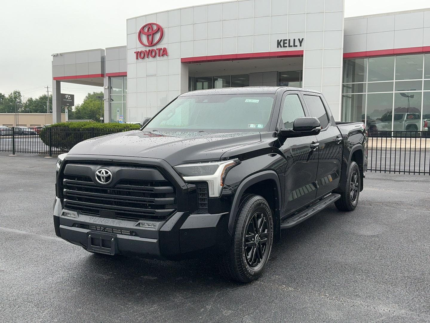 2024 Toyota Tundra SR5 CrewMax Cab 4WD   