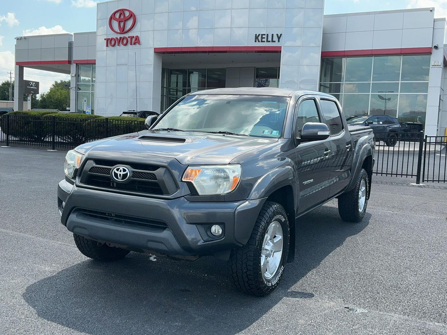 Magnetic Gray Metallic 2012 Toyota Tacoma Pickup Truck Four-Wheel Drive 5-Speed Automatic