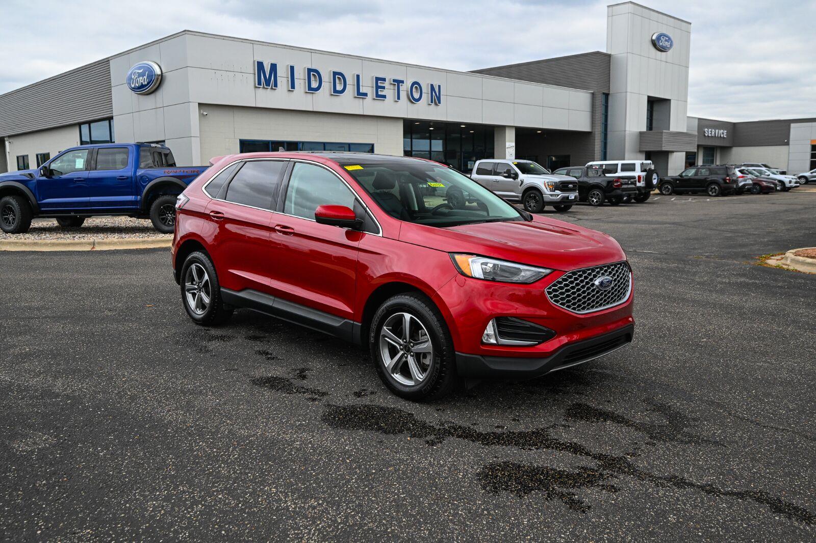 Rapid Red Metallic Tinted Clearcoat 2024 Ford Edge SUV / Crossover All-Wheel Drive 8-Speed Automatic