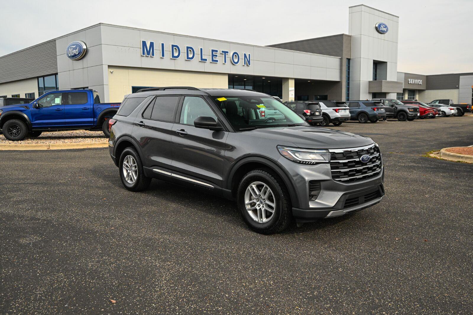 2025 Ford Explorer Active AWD