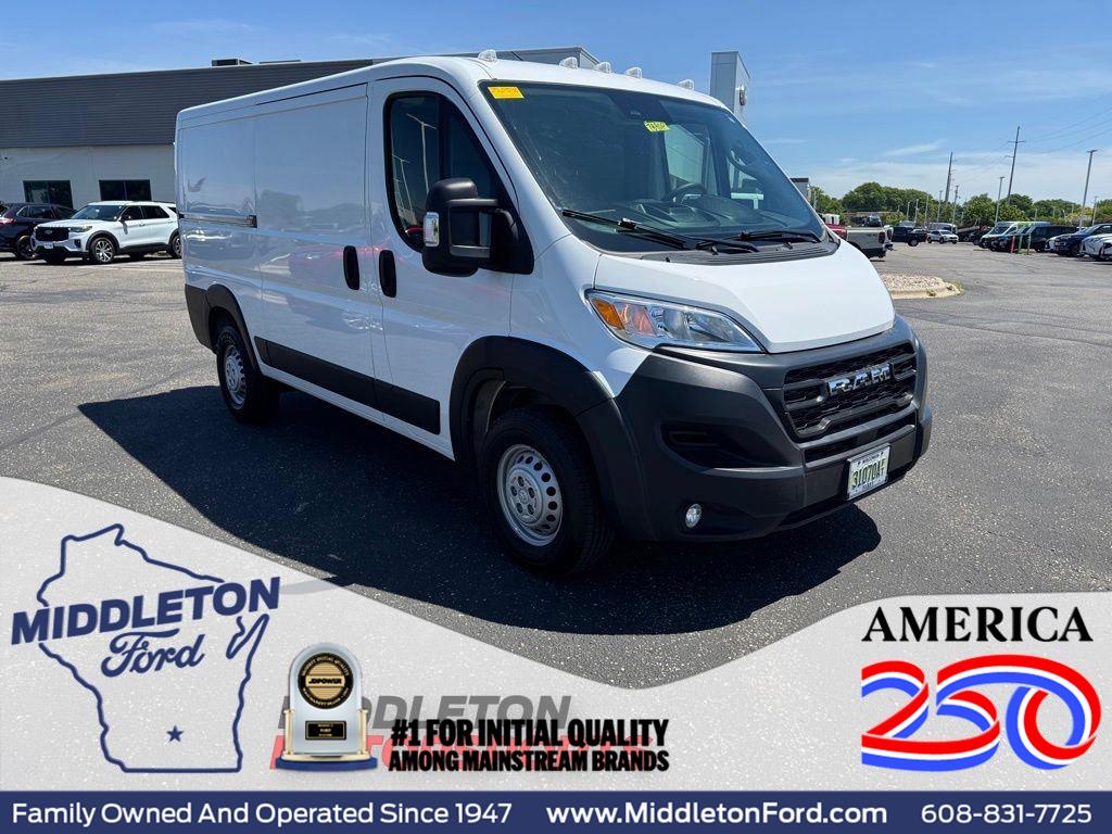 Bright White Clearcoat 2025 RAM ProMaster Van Front-Wheel Drive 9-Speed Automatic