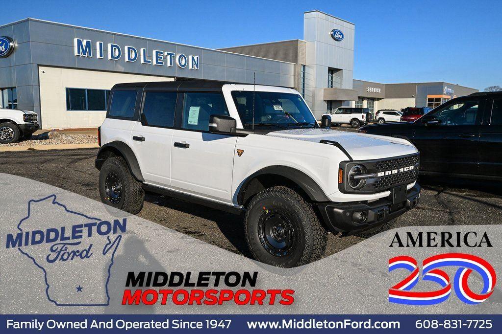 Oxford White 2025 Ford Bronco SUV / Crossover Four-Wheel Drive Automatic
