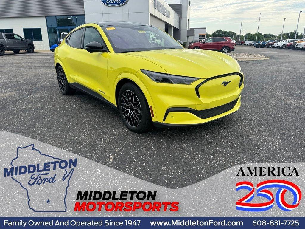 2025 Ford Mustang Mach-E Premium AWD