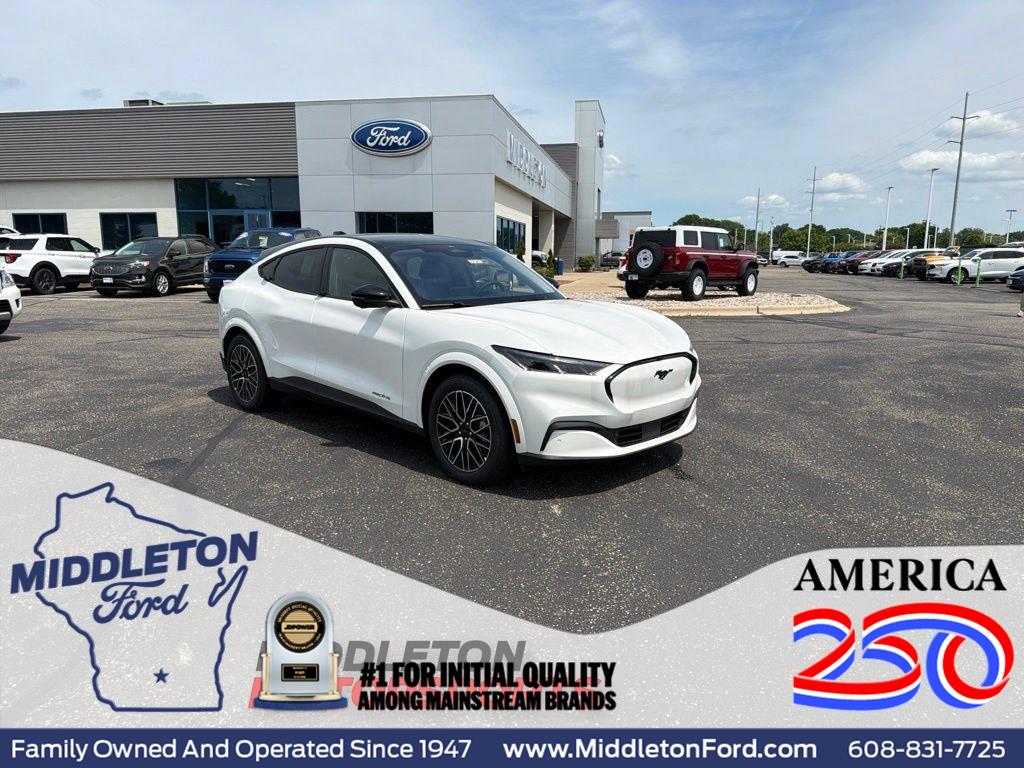 Star White Metallic Tri-Coat 2026 Ford Mustang Mach-E SUV / Crossover All-Wheel Drive 1-Speed Dual Clutch