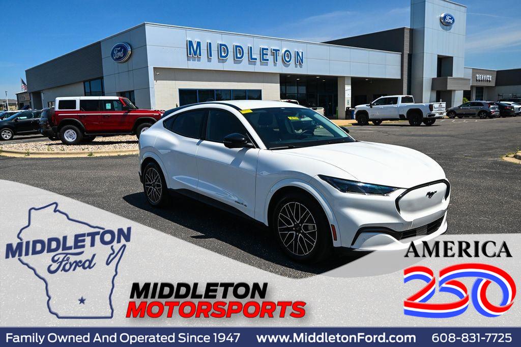 Star White Metallic Tri-Coat 2025 Ford Mustang Mach-E SUV / Crossover All-Wheel Drive 1-Speed Dual Clutch