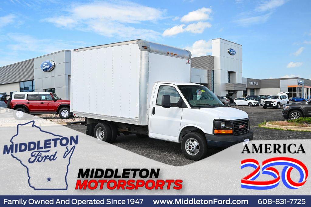2016 GMC Savana Chassis 3500 139 Cutaway with 1WT RWD