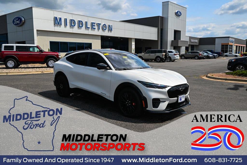 Star White Metallic Tri-Coat 2025 Ford Mustang Mach-E SUV / Crossover All-Wheel Drive 1-Speed Dual Clutch