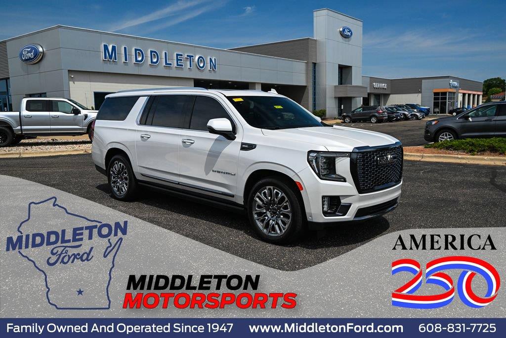 White Frost Tricoat 2023 GMC Yukon XL SUV / Crossover Four-Wheel Drive Automatic