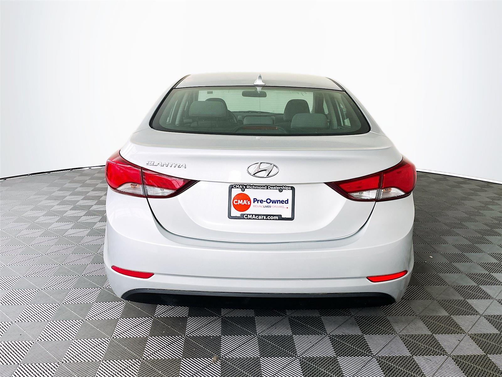 View vehicle photo 7