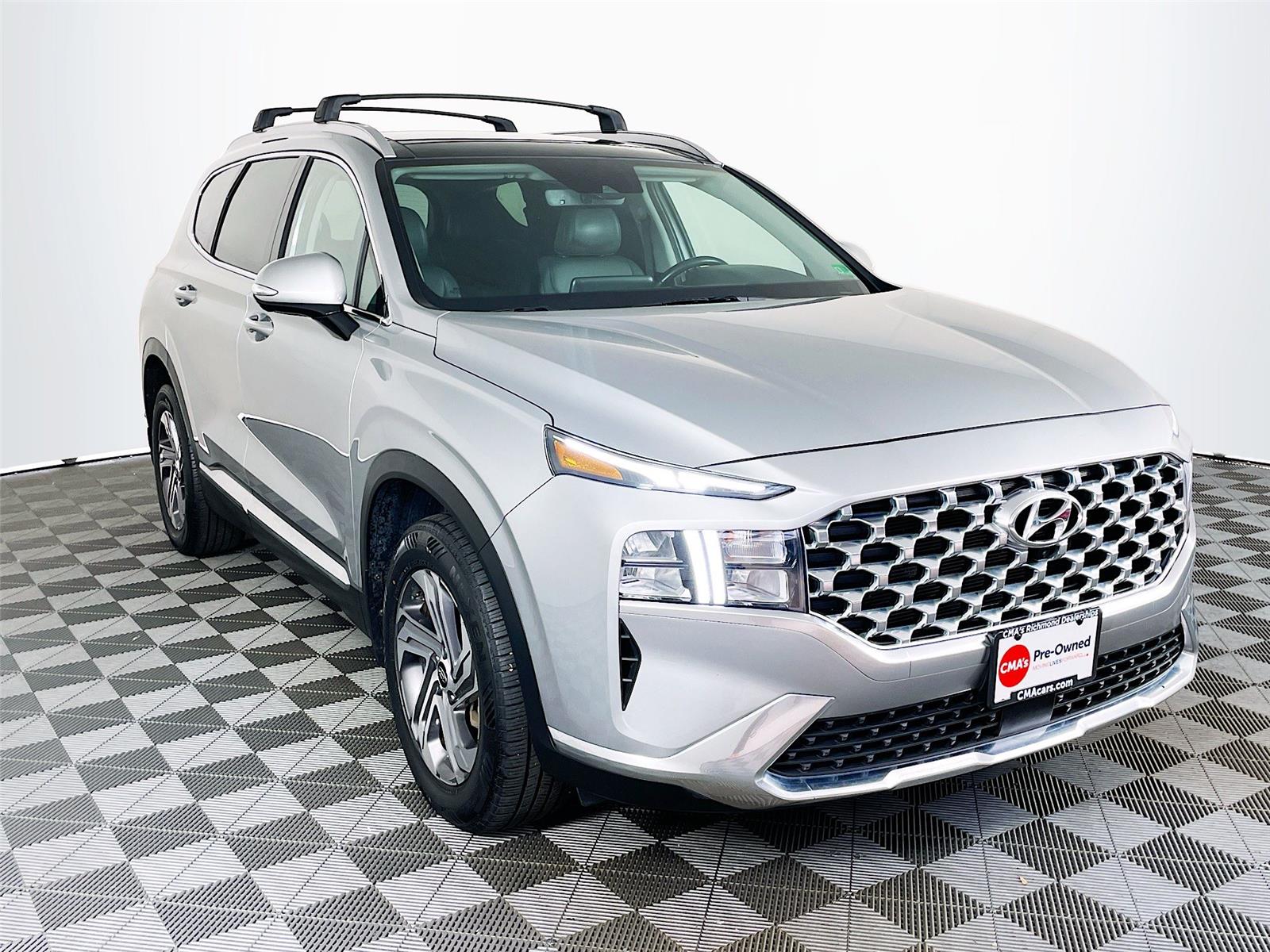 Shimmering Silver 2023 Hyundai Santa Fe SEL FWD SUV / Crossover Front-Wheel Drive Automatic