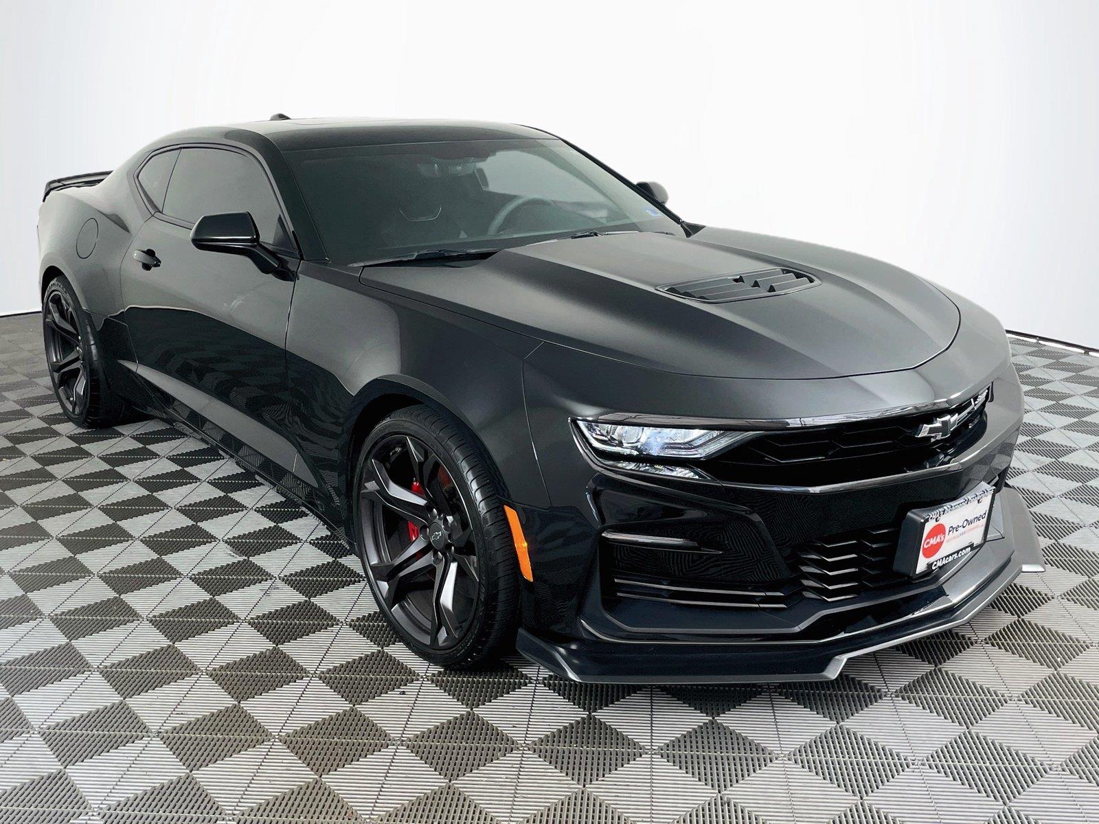 Black 2023 Chevrolet Camaro Coupe Rear-Wheel Drive Automatic