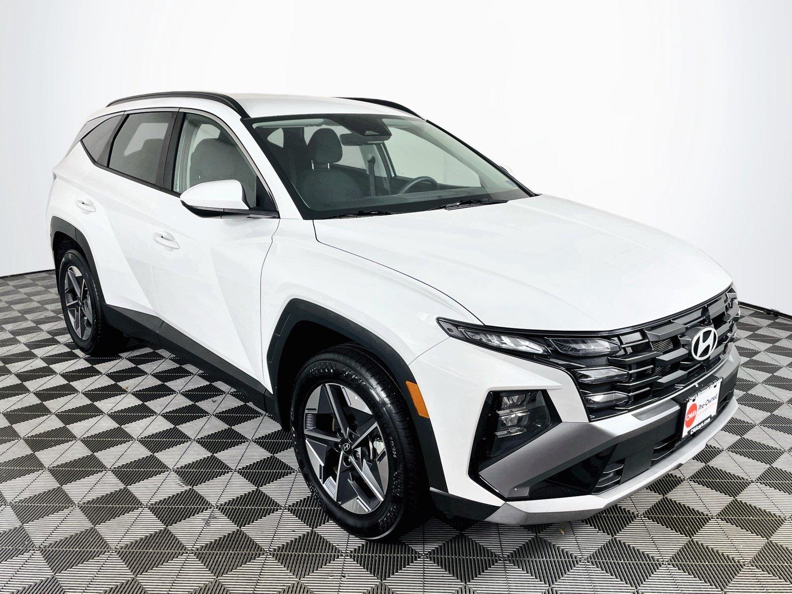 Serenity White Pearl 2025 Hyundai Tucson SUV / Crossover All-Wheel Drive Automatic