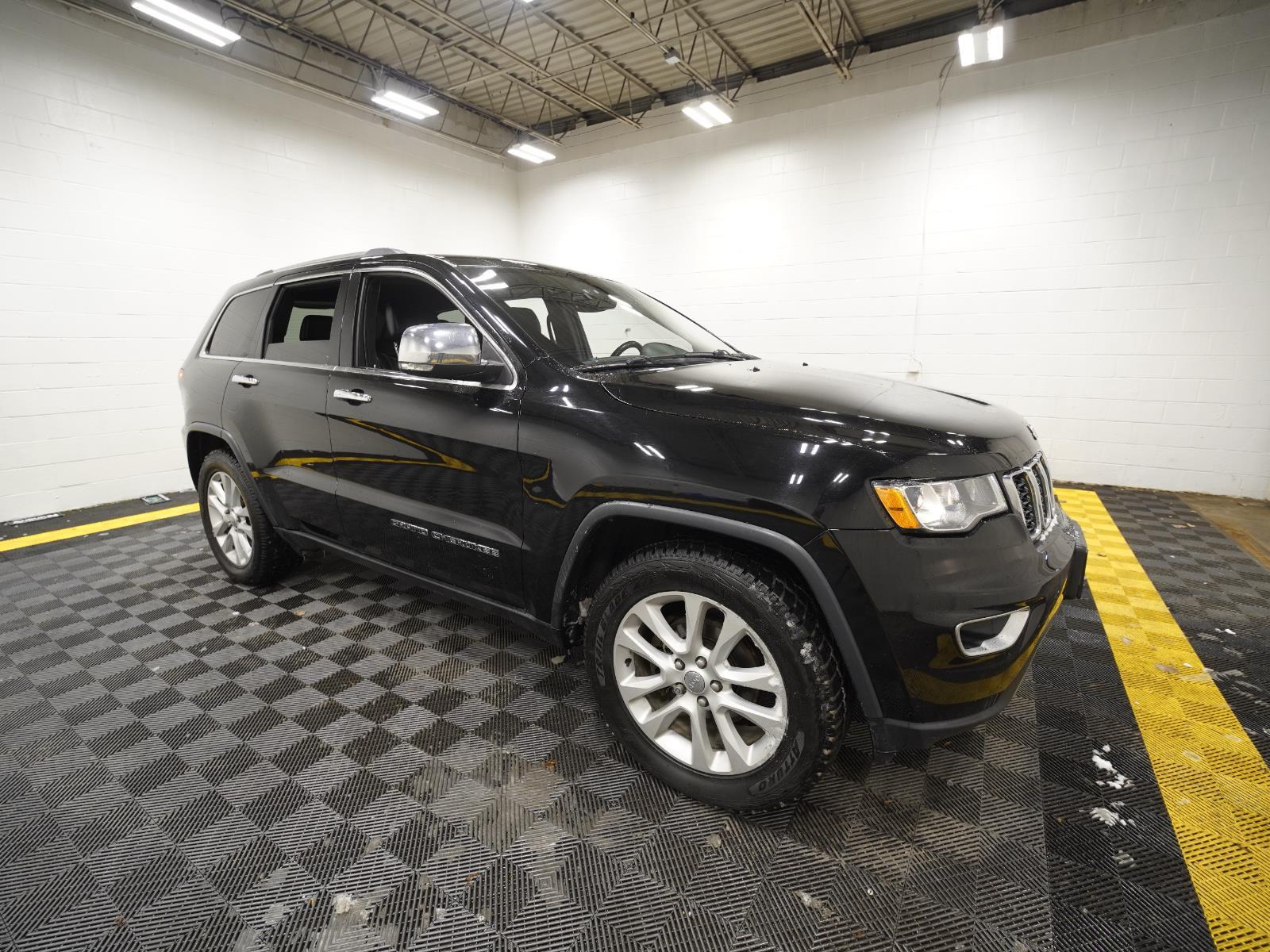 2017 Jeep Grand Cherokee Limited's photo