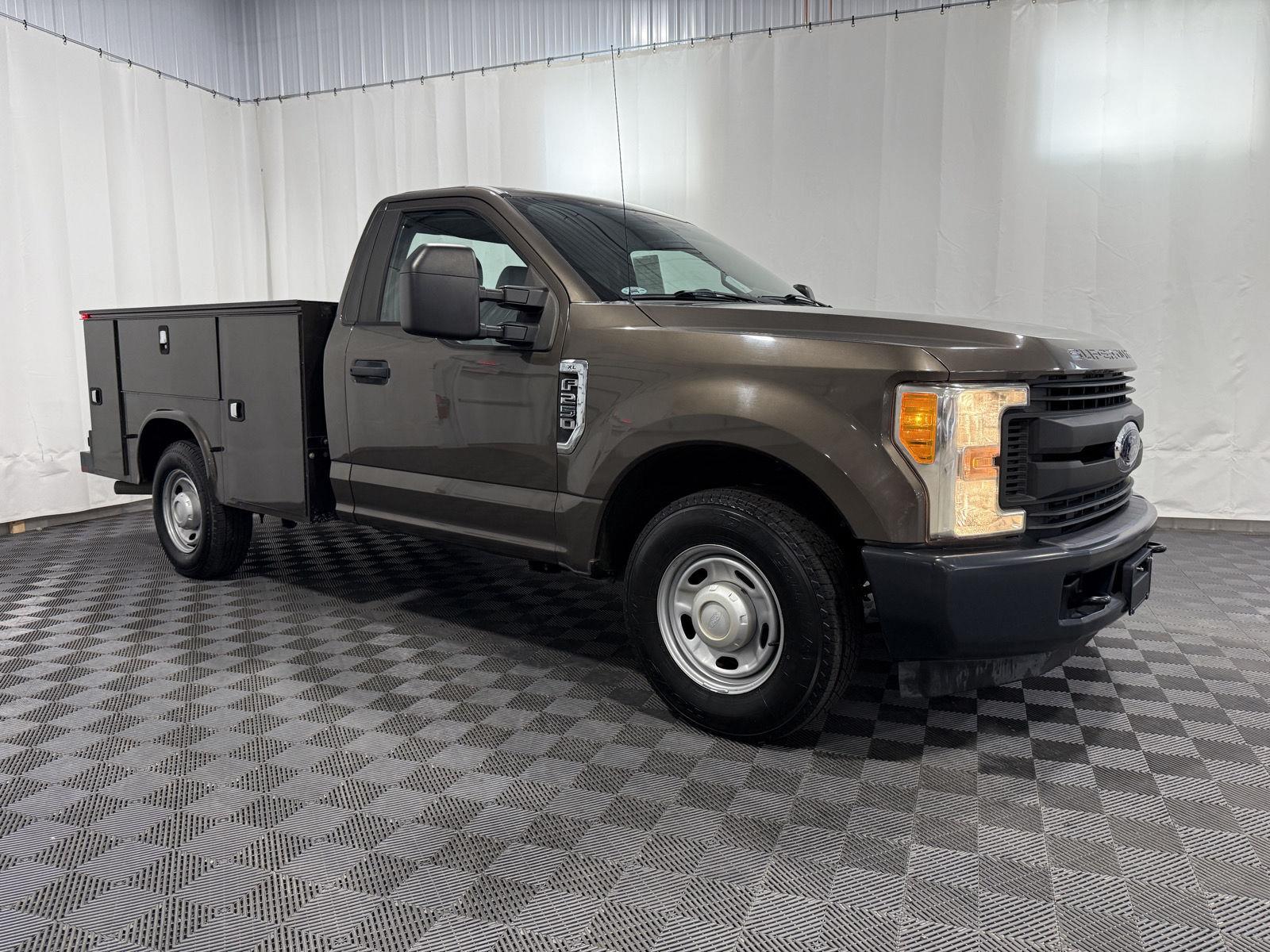 Caribou 2017 Ford F-250 Super Duty Pickup Truck 4X2 6-Speed Automatic