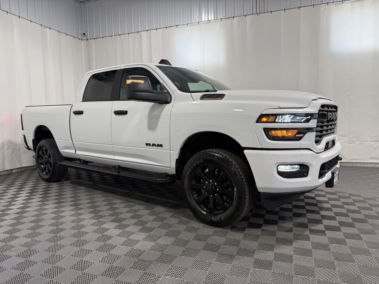  2026 RAM 2500 Big Horn Crew Cab 4WD   