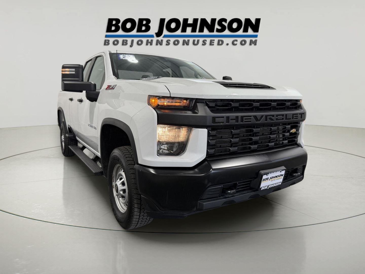 Summit White 2022 Chevrolet Silverado 2500HD Pickup Truck Four-Wheel Drive 6-Speed Automatic