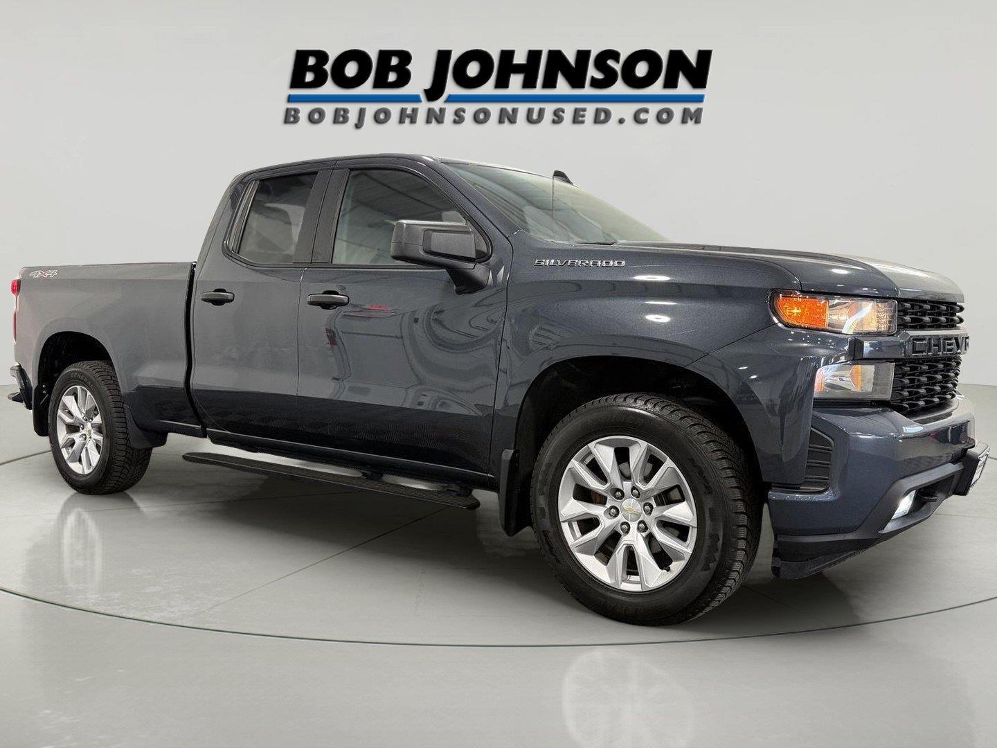 Shadow Gray Metallic 2020 Chevrolet Silverado 1500 Pickup Truck Four-Wheel Drive 6-Speed Automatic