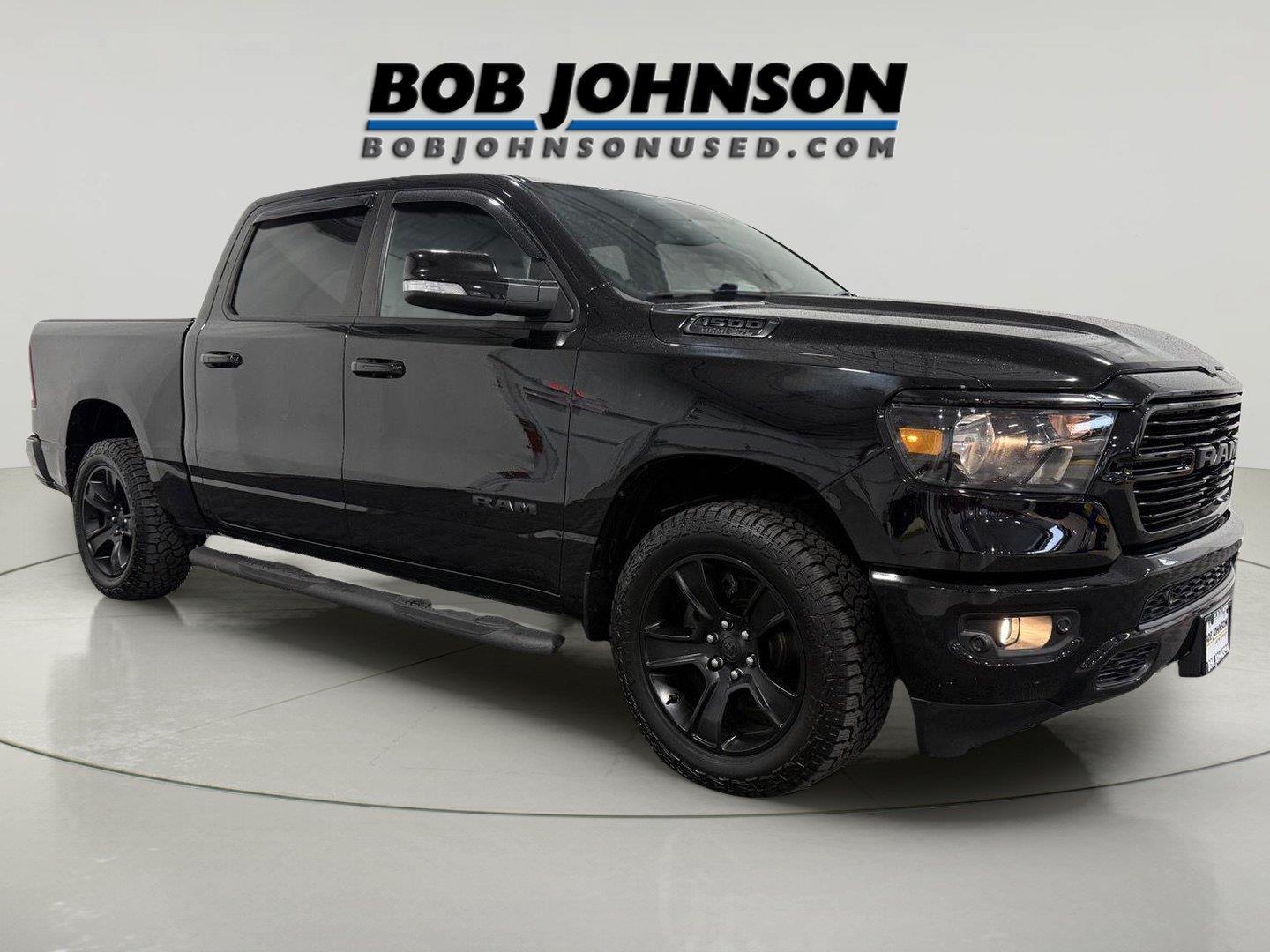 Diamond Black Crystal Pearlcoat 2020 RAM 1500 Pickup Truck Four-Wheel Drive 8-Speed Automatic