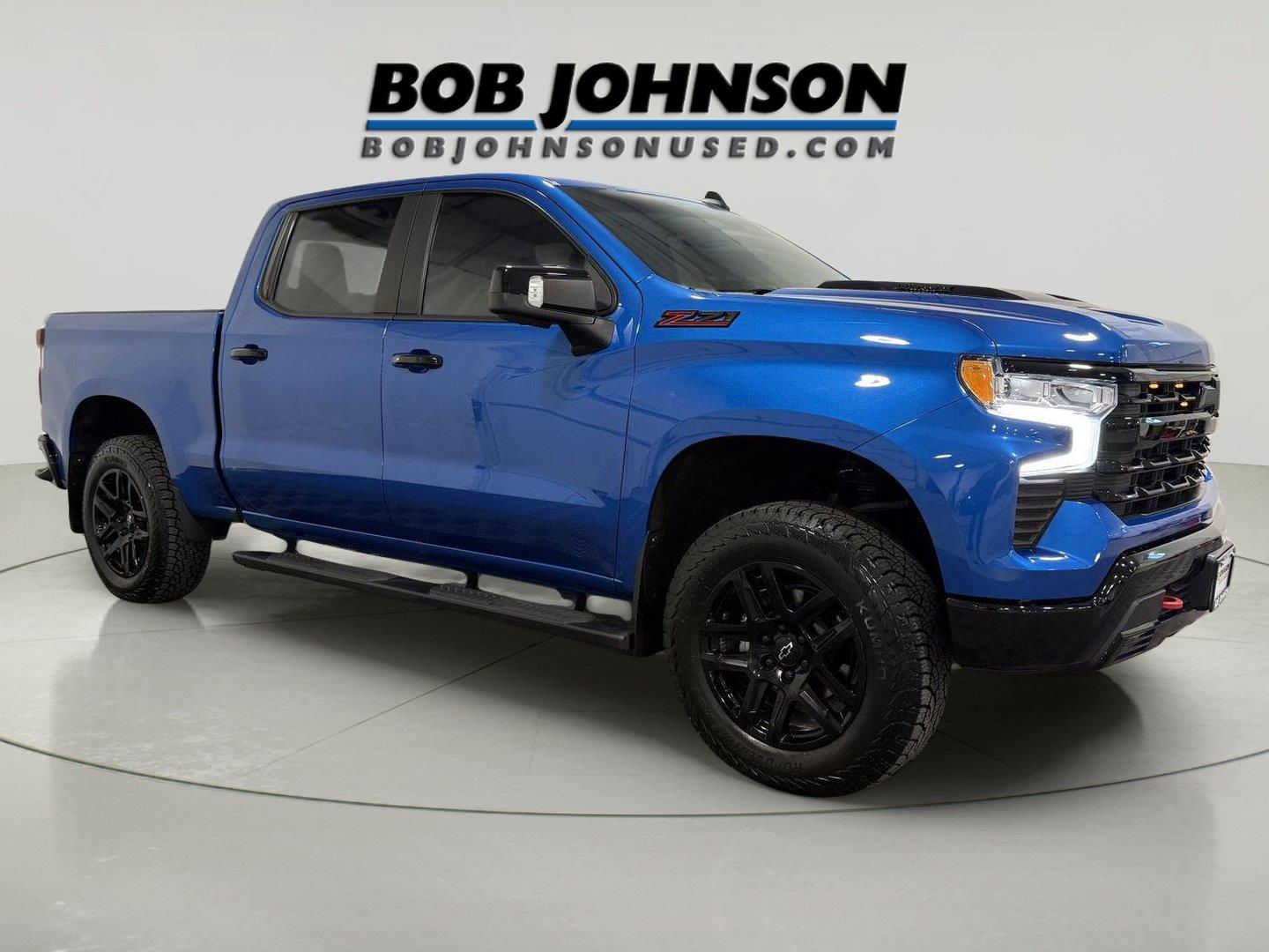 Glacier Blue Metallic 2022 Chevrolet Silverado 1500 Pickup Truck Four-Wheel Drive Automatic