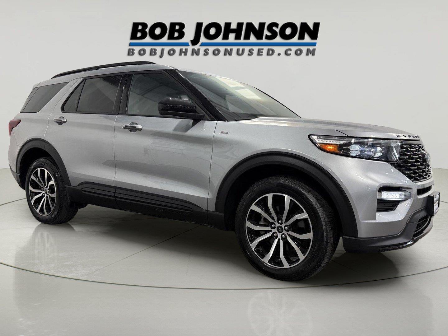 Iconic Silver 2024 Ford Explorer SUV / Crossover All-Wheel Drive Automatic