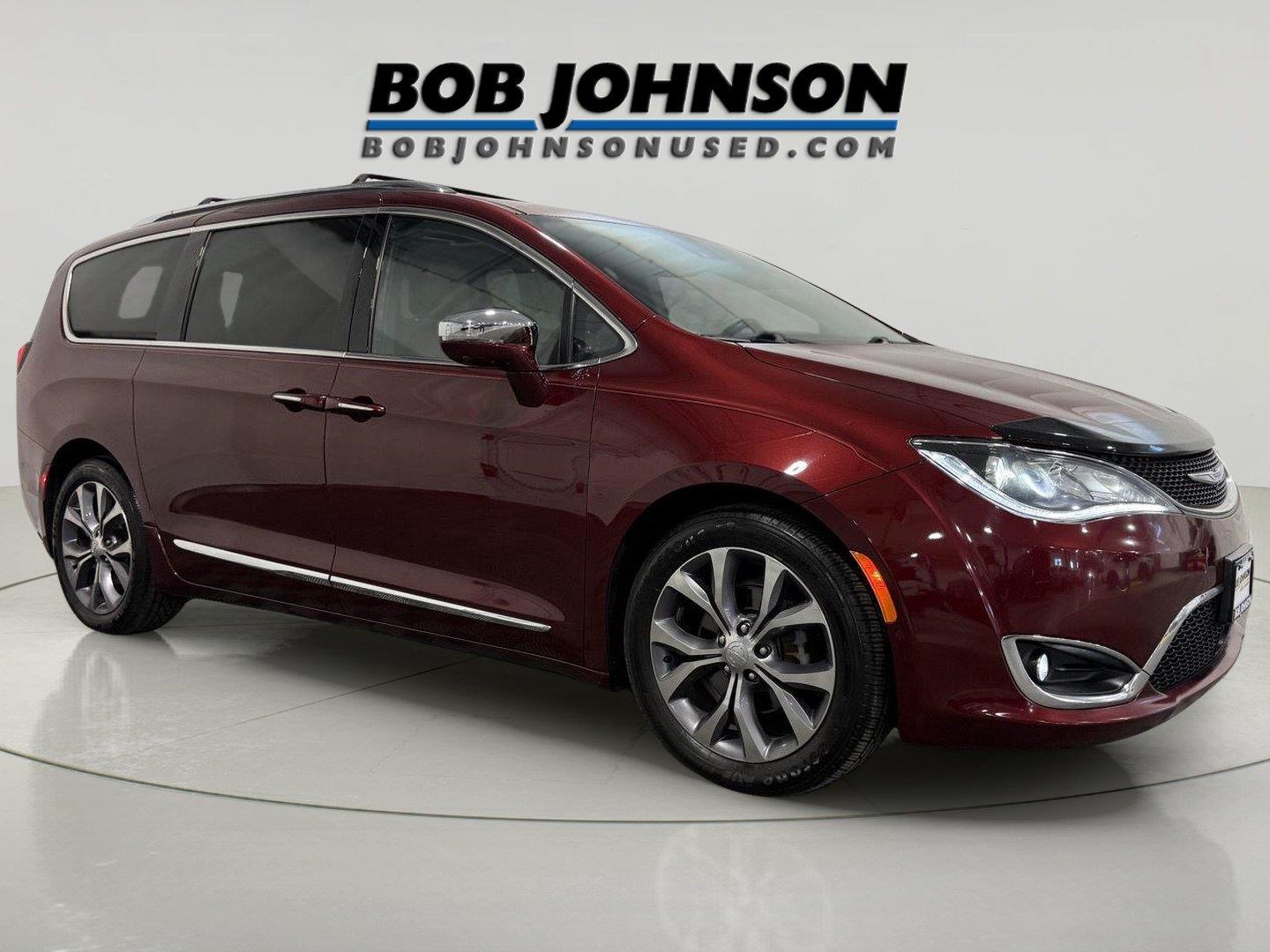 Velvet Red Pearlcoat 2019 Chrysler Pacifica Minivan Front-Wheel Drive 9-Speed Automatic