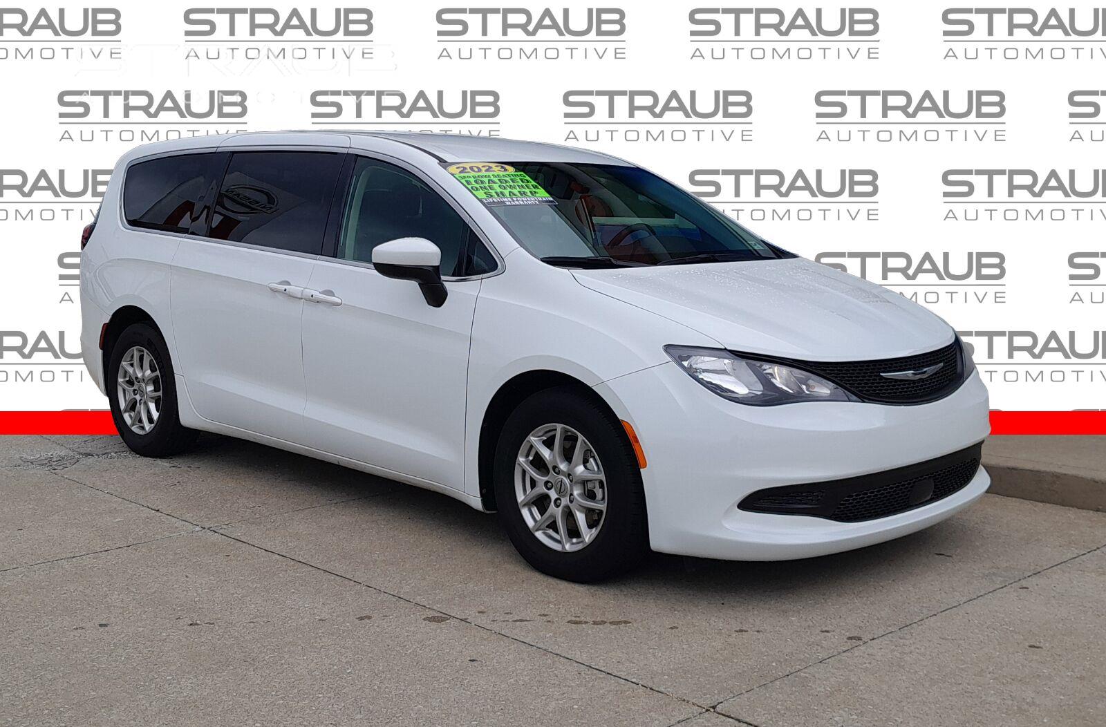 Bright White Clearcoat 2023 Chrysler Voyager Minivan Front-Wheel Drive 9-Speed Automatic
