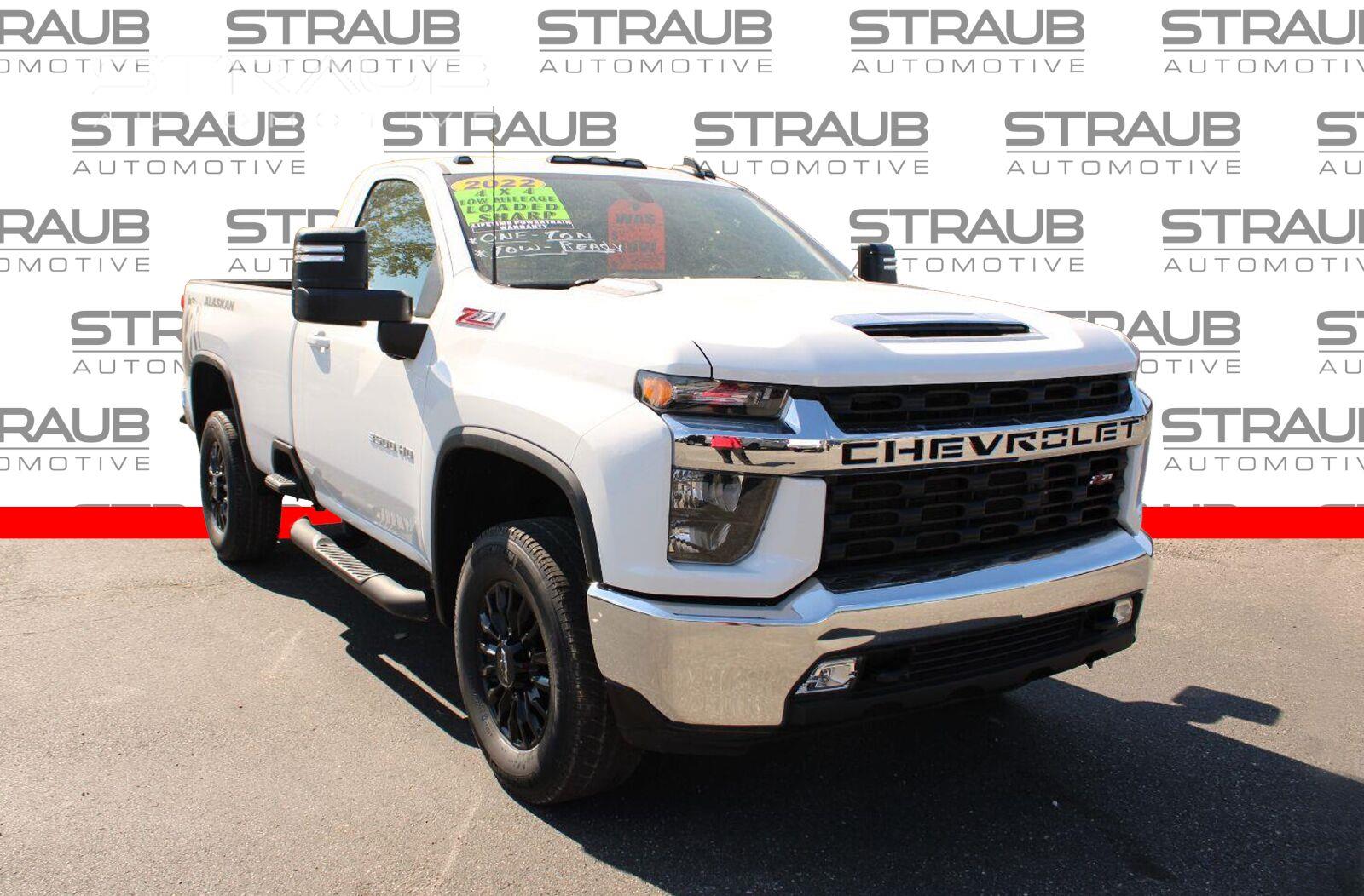 Summit White 2022 Chevrolet Silverado 3500HD Pickup Truck Four-Wheel Drive 6-Speed Automatic
