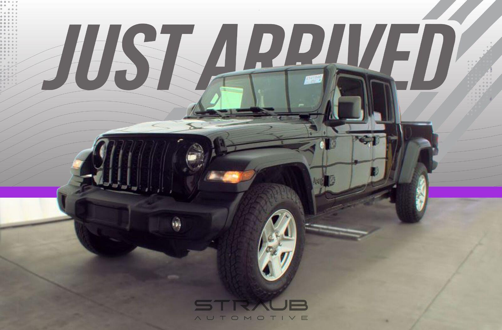  2020 Jeep Gladiator Sport S Crew Cab 4WD   