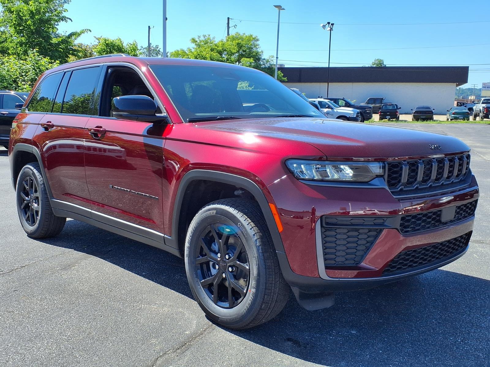 Velvet Red Pearlcoat 2026 Jeep Grand Cherokee SUV / Crossover Four-Wheel Drive 8-Speed Automatic