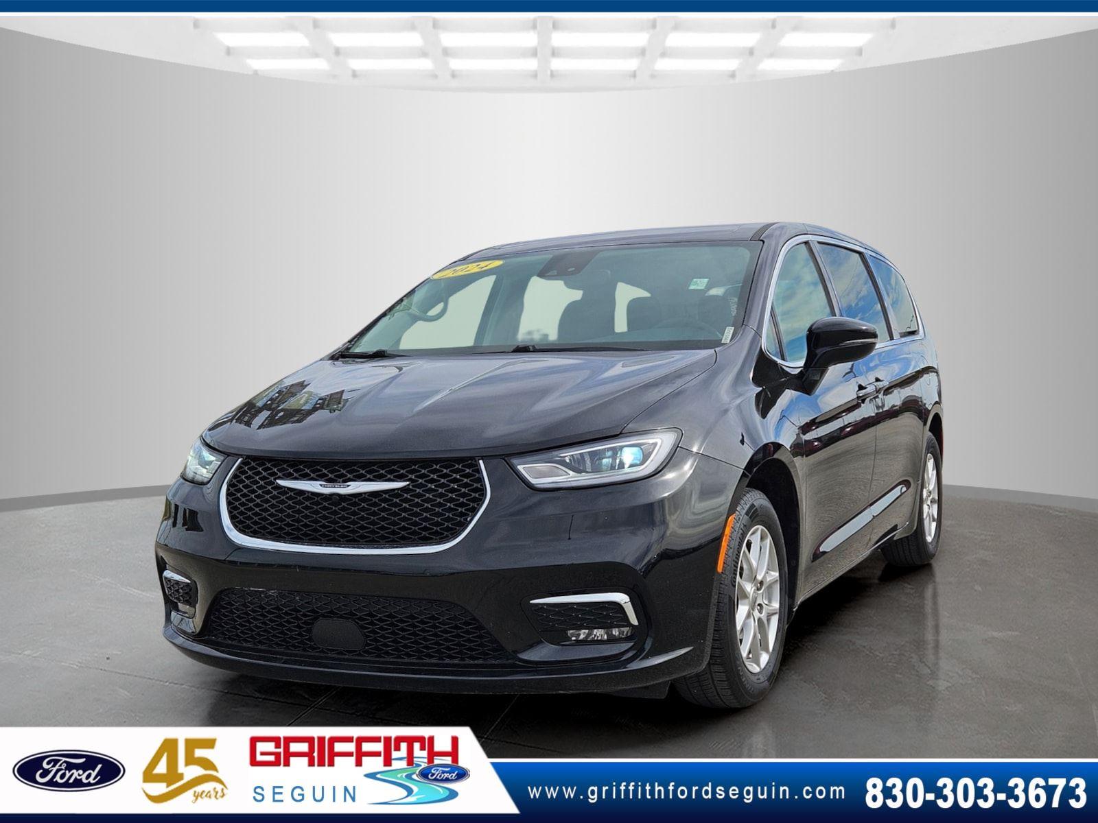 2024 Chrysler Pacifica Touring L FWD