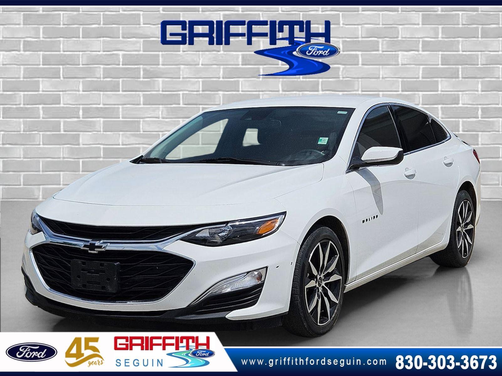 Summit White 2024 Chevrolet Malibu Sedan Front-Wheel Drive Continuously Variable Transmission
