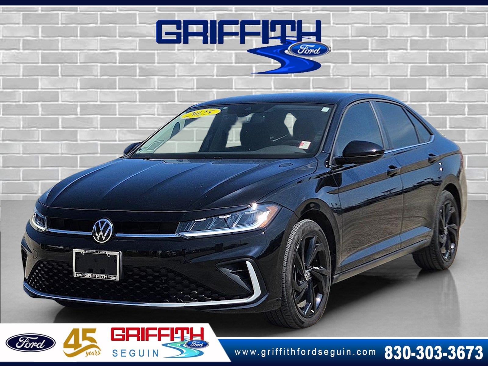 Deep Black Pearl 2025 Volkswagen Jetta Sedan Front-Wheel Drive Automatic
