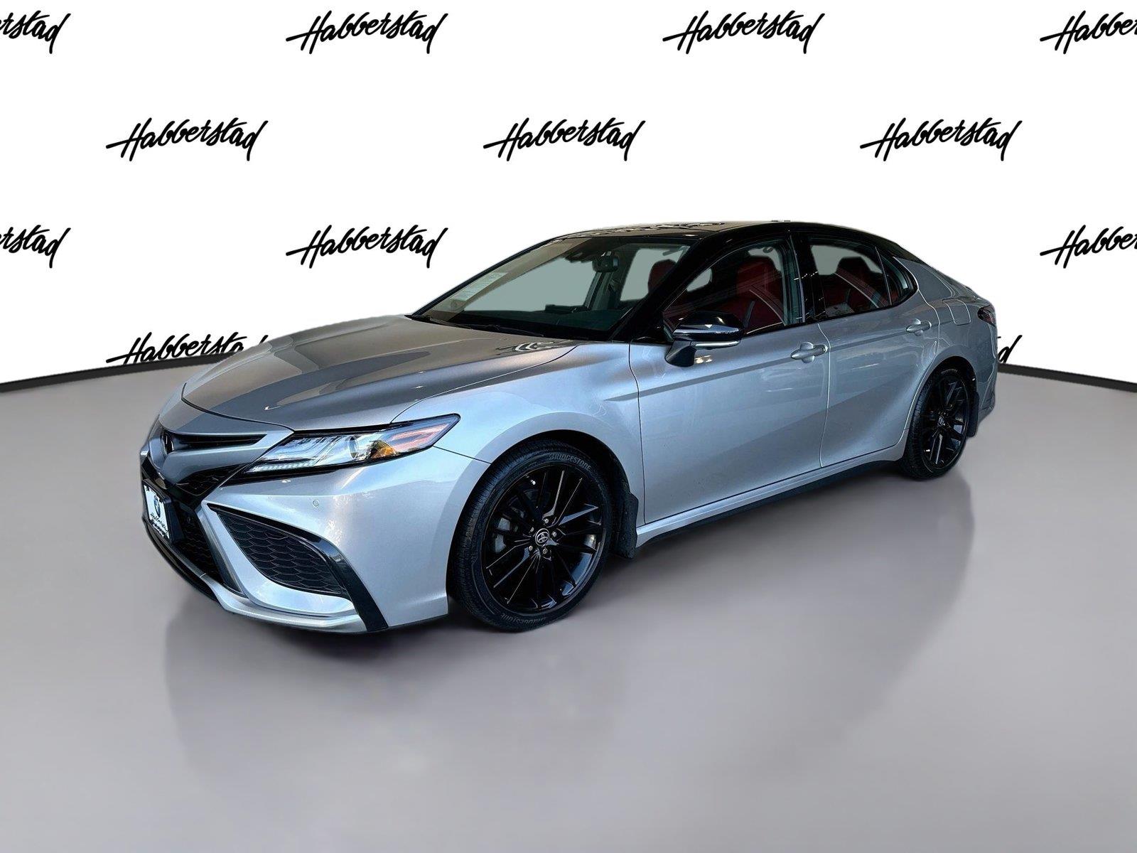 Celestial Silver Metallic/Midnight Black Metallic 2023 Toyota Camry Sedan Front-Wheel Drive Automatic