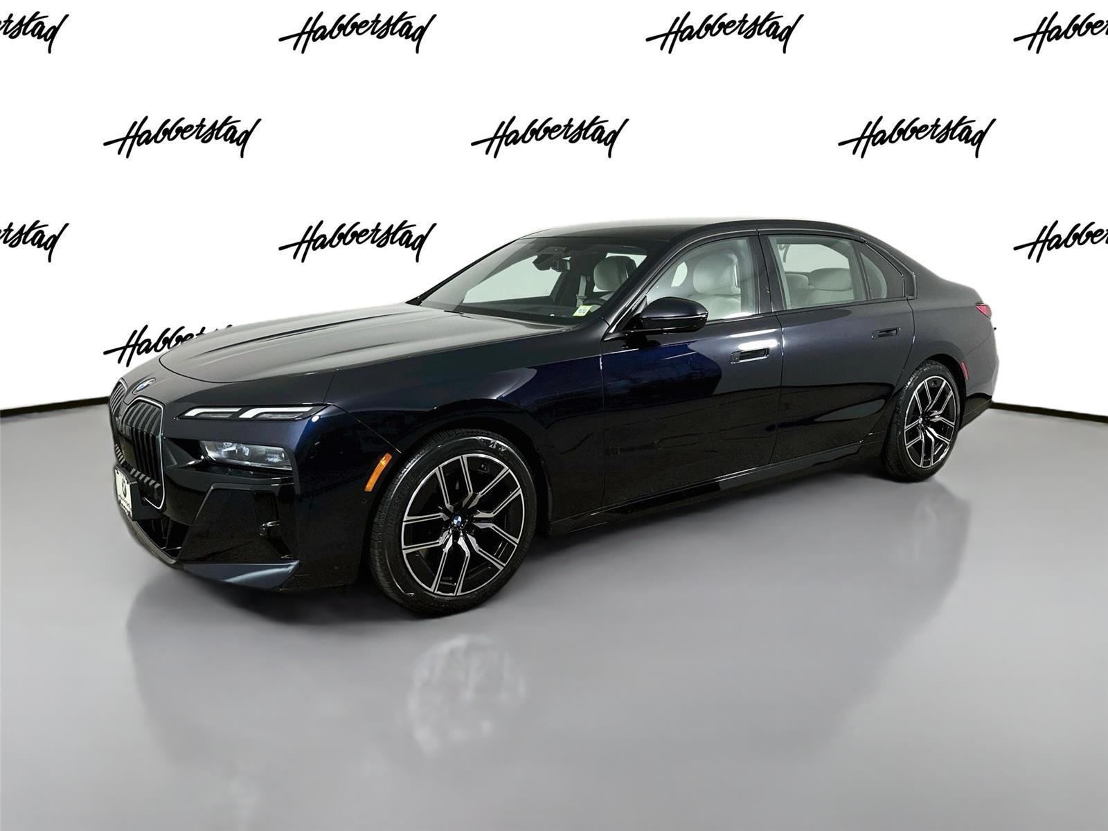 Carbon Black Metallic 2026 BMW 7 Series Sedan All-Wheel Drive Automatic