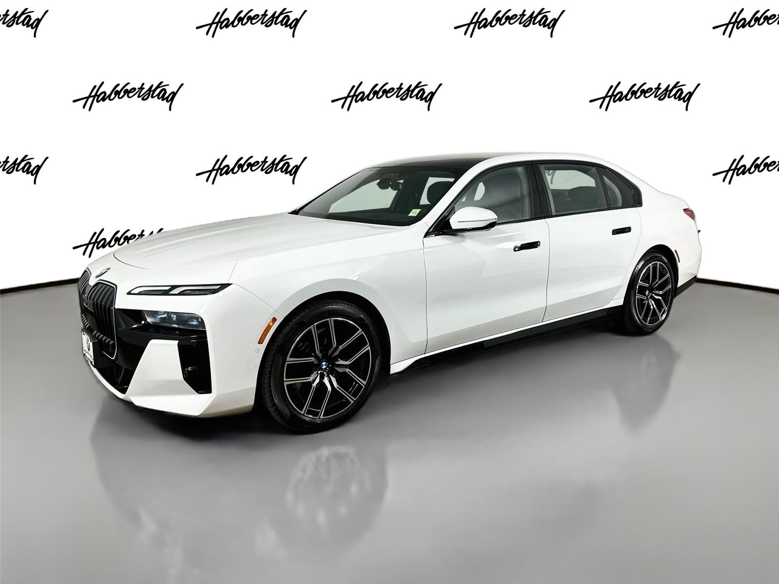 Alpine White 2026 BMW 7 Series Sedan All-Wheel Drive Automatic