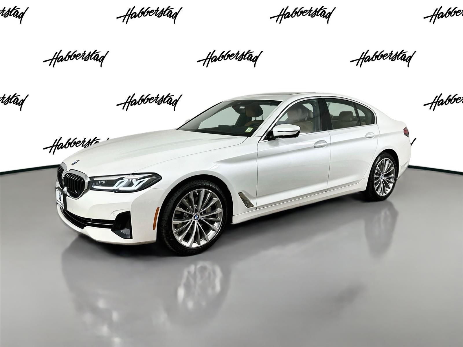 Mineral White Metallic 2023 BMW 5 Series Sedan All-Wheel Drive Automatic