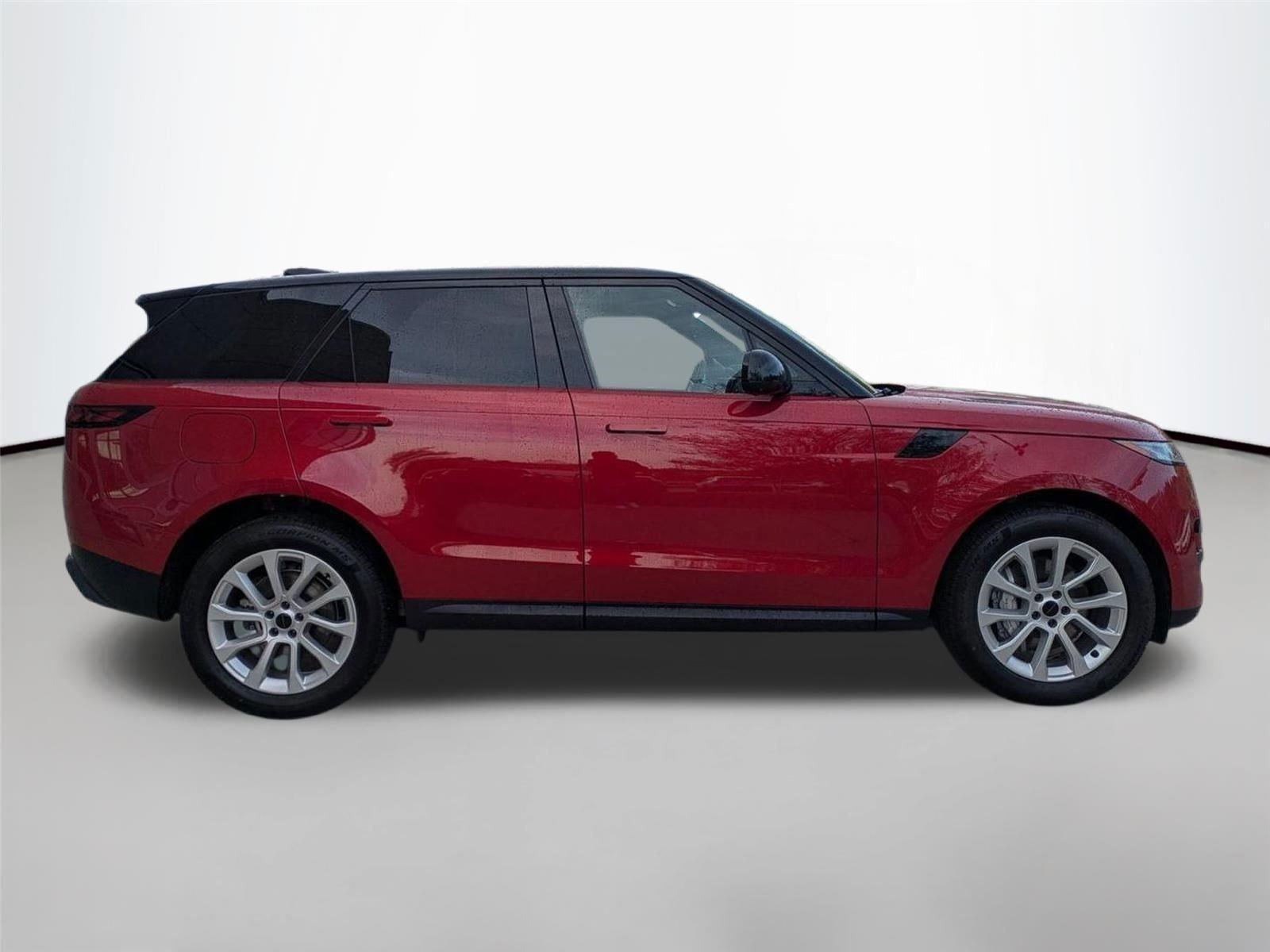New 2026 Firenze Red Metallic Land Rover SE image 4