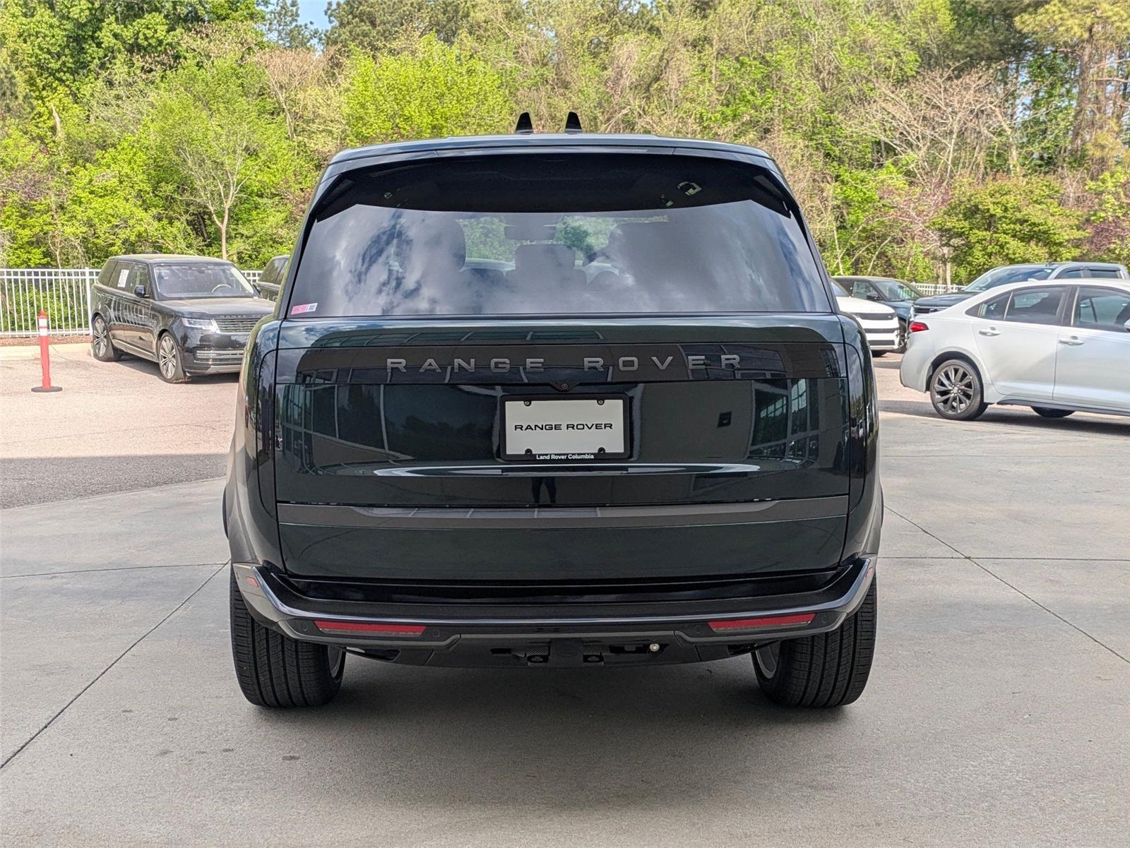 View vehicle photo 6