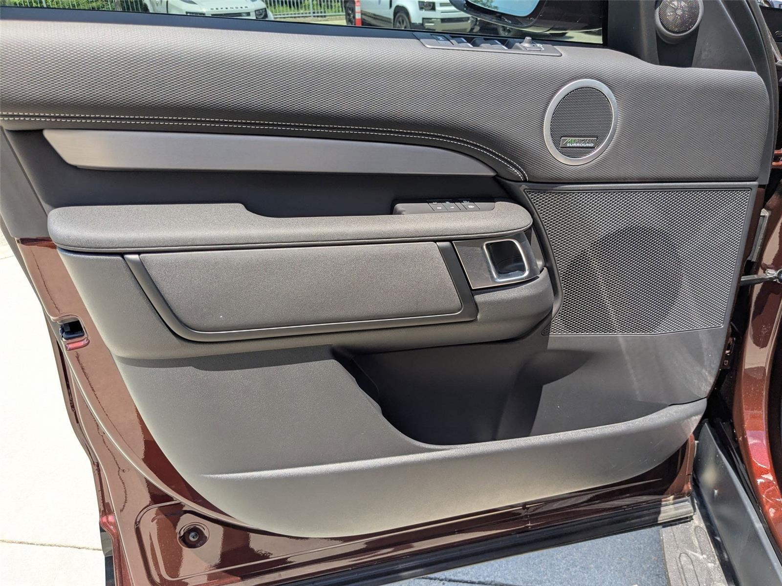 New 2026 Sedona Red Metallic Land Rover Gemini Edition image 11