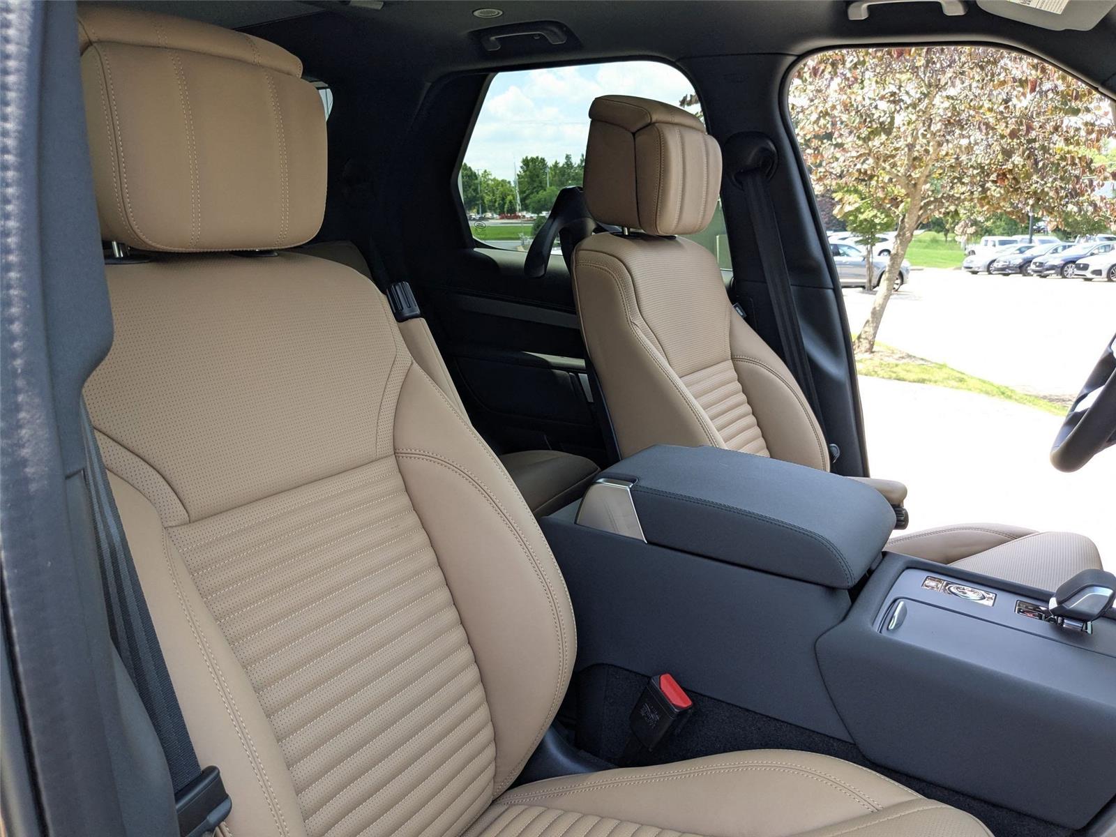 New 2026 Sedona Red Metallic Land Rover Gemini Edition image 33
