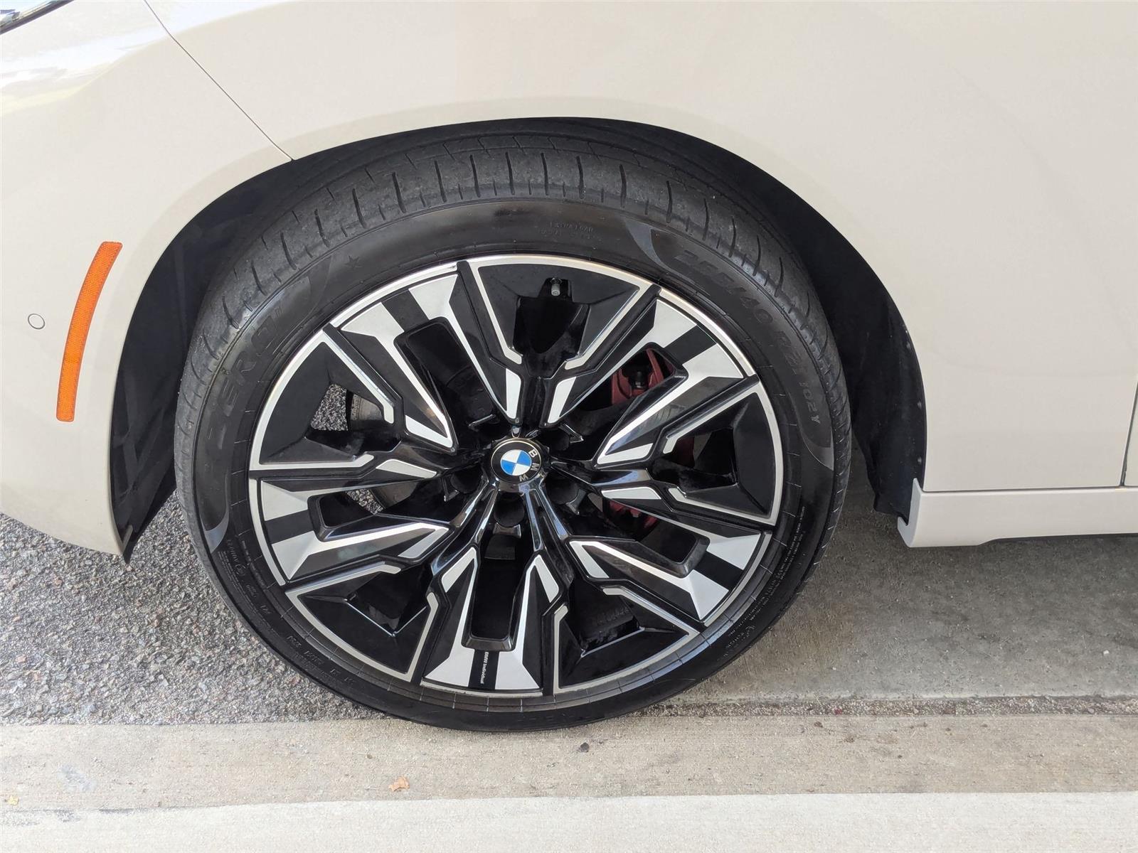 Used 2025 Dune Grey Metallic BMW M50 xDrive image 10