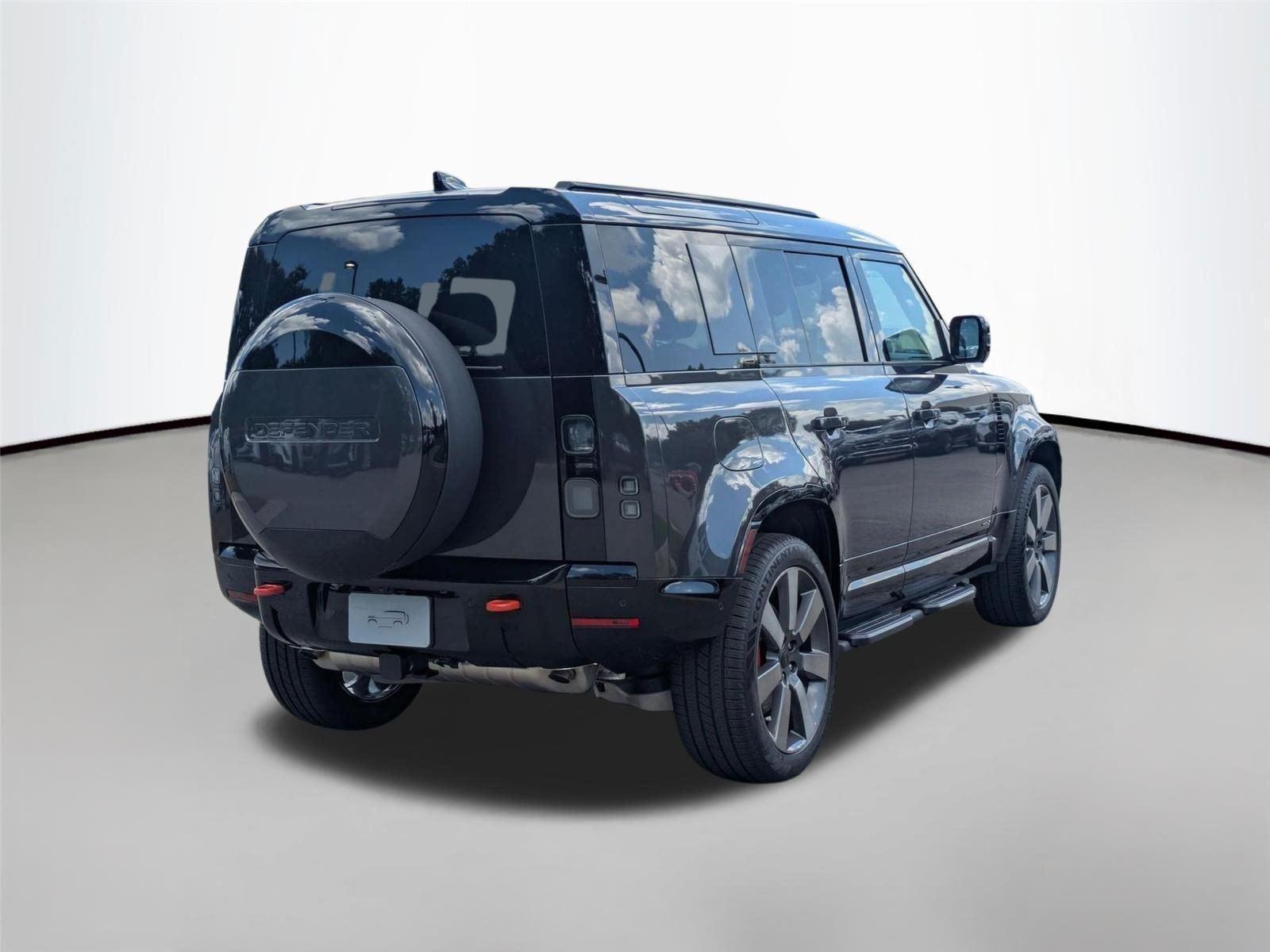 New 2026 Carpathian Grey Premium Metallic Land Rover X image 5