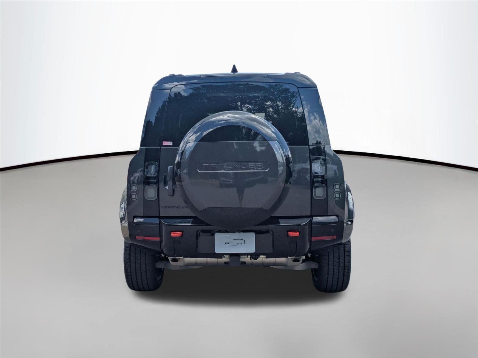 New 2026 Carpathian Grey Premium Metallic Land Rover X image 6