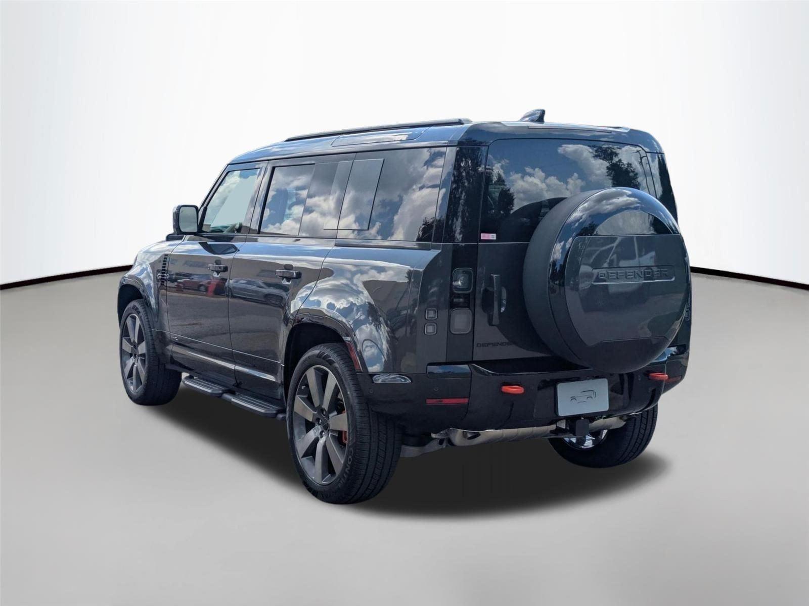 New 2026 Carpathian Grey Premium Metallic Land Rover X image 7
